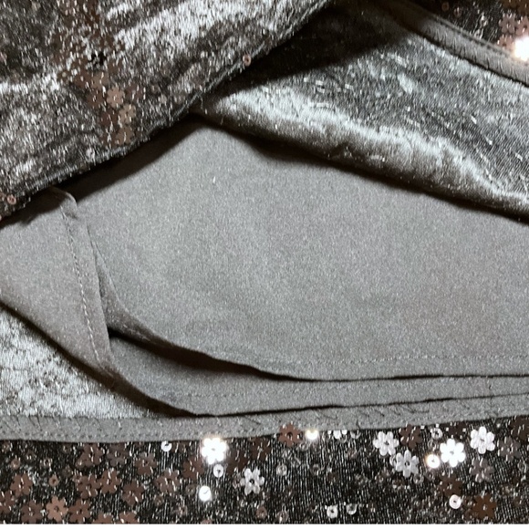 MICHAEL MICHAEL KORS Black Sequined Mini Skirt Fully Lined Side Zipper US Sz 6 - Picture 7 of 9